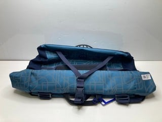 Lot 523  
            Nottingham SR9 - Delivery Only 

                
ROYU BOROUGH L REFLECTIVE FRAME BLUE BICYCLE BAG