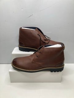 Lot 587  
            Nottingham SR9 - Delivery Only 

                
CHATHAM DROGO II BROWN SHOES UK SIZE 10