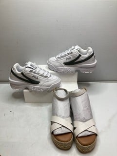 Lot 603  
            Nottingham SR9 - Delivery Only 

                
2 X PAIRS OF SHOES INC FILA WHITE TRAINERS