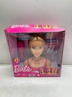 Lot 613  
            Nottingham SR9 - Delivery Only 

                
BARBIE STYLING HEAD TOY
