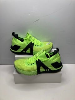 Lot 684  
            Nottingham SR9 - Delivery Only 

                
UNDER ARMOUR NEON GREEN TRAINERS UK SIZE 10