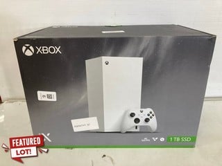 Lot 6  
            Nottingham SR9 - Delivery Only 

                
XBOX SERIES X CONSOLE IN WHITE - 1TB - SEALED ORIGINAL RRP: Â£500