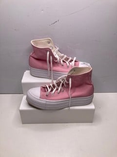 Lot 707  
            Nottingham SR9 - Delivery Only 

                
CONVERSE ALL STARS HIGH TOP PINK TRAINERS UK SIZE 6