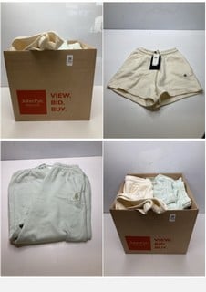 Lot 792  
            Nottingham SR9 - Delivery Only 

                
BOX OF PREMIUM CLOTHING ITEMS IN VARIOUS BRANDS & DESIGNS APPROX TOTAL RRP: £300