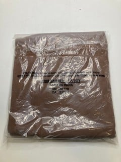 Lot 903  
            Nottingham SR9 - Delivery Only 

                
HAYDEN CARPENTER PULL ON TROUSERS UK SIZE L ORIGINAL RRP: £140