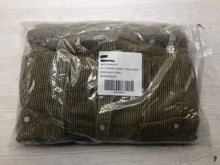 Lot 920  
            Nottingham SR9 - Delivery Only 

                
HIDEAWAY BUTTONED SHIRT IN BROWN UK SIZE M ORIGINAL RRP: £140