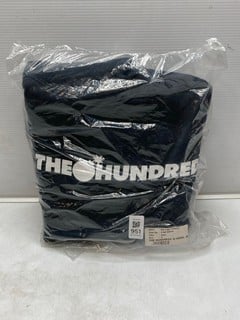 Lot 951  
            Nottingham SR9 - Delivery Only 

                
THE HUNDREDS IS HUGE BAR LOGO PULLOVER NAVY HOODIE UK SIZE S