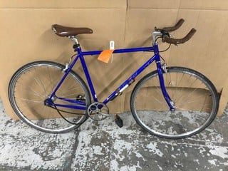 Lot 111  
            Nottingham SR1 - Collection Only 

                
BLUE HYBRID BIKE - MPSS3331206 (COLLECTION ONLY)