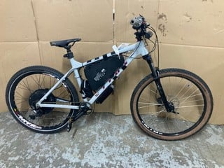 Lot 129  
            Nottingham SR1 - Collection Only 

                
VITUS ELECTRIC MOUNTAIN BIKE- MPSS03277366 (COLLECTION ONLY)