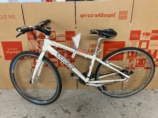 Lot 158  
            Nottingham SR1 - Collection Only 

                
TREK 7.3FX HYBRID BIKE - MPSS03284157  (COLLECTION ONLY)