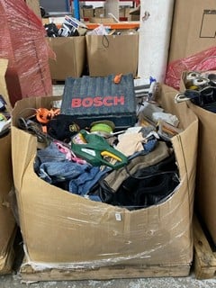 Lot 200  
            Nottingham SR1 - Delivery or Collection 

                
PALLET OF VARIOUS ITEMS TO INC. BOSCH SDS DRILL
