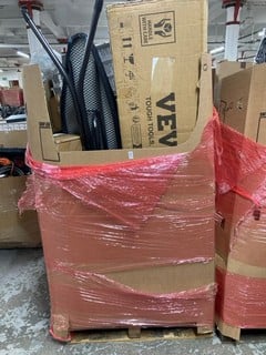 Lot 209  
            Nottingham SR1 - Delivery or Collection 

                
PALLET OF VARIOUS ITEMS TO INC. BLACK IRONING BOARD