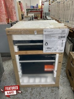 Lot 9  
            Nottingham SR1 - Delivery or Collection 

                
HOTPOINT BUILT IN DOUBLE OVEN - MODEL - DU4541IX - ORIGINAL RRP - £399.99 (SEALED...
