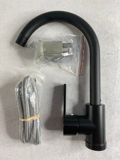 Lot 216  
            Nottingham Prem - Delivery Only 

                
SINGLE HANDLE KITCHEN FAUCET