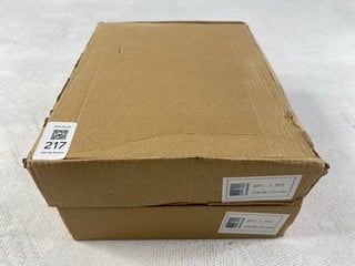 Lot 217  
            Nottingham Prem - Delivery Only 

                
2 X BATHROOM/ KITCHEN SINK MIXER TAP FAUCET