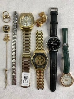 Lot 323  
            Nottingham Prem - Delivery Only 

                
LARGE QUANTITY OF COSTUME JEWLERY