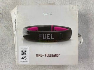 Lot 45  
            Nottingham Prem - Delivery Only 

                
NIKE + FUELBAND SMART WORKOUT BAND. (WITH BOX) [JPTN47592]
