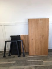 Lot 17  
            Edinburgh SR21 - Delivery Or Collection 

                
JOHN LEWIS CALIA 6-10 SEATER EXTENDING DINING TABLE ORIGINAL RRP £949: LOCATION -...