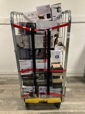 Lot 208  
            Edinburgh SR21 - Delivery Or Collection 

                
QUANTITY OF KITCHEN & APPLIANCES ITEMS TO INCLUDE TOWER T134000PL THS 10 CORDED H...