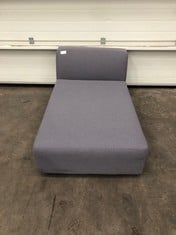 Lot 214  
            Edinburgh SR21 - Delivery Or Collection 

                
DFS.COM ARMLESS UNIT SOFA PART, COLOR LIGHT PURPLE: LOCATION - RIGHT SOFA RACKS(C...