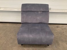 Lot 235  
            Edinburgh SR21 - Delivery Or Collection 

                
TRUSTY EMBOSSED GREY ARMLESS UNIT WITH HEADREST: LOCATION - RIGHT SOFA RACKS(COLL...