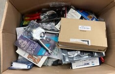 Lot 11  
            Edinburgh SR21 - Collection Only 

                
QUANTITY OF TOOLS & HOME IMPROVEMENT ITEMS TO INCLUDE H&S NAIL CLIPPERS (18+ ID R...