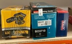 Lot 175  
            Edinburgh SR34RED - Delivery Only 

                
QUANTITY OF TOOLS & HOME IMPROVEMENT ITEMS TO INCLUDE MAKITA BO3710 240V 1/3-INCH...