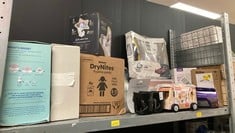 Lot 261  
            Edinburgh SR34RED - Delivery Only 

                
QUANTITY OF BABY & TODDLER ITEMS TO INCLUDE TOMMEE TIPPEE MULTIWARM BOTTLE AND PO...