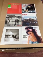 Lot 265  
            Edinburgh SR34RED - Delivery Only 

                
QUANTITY OF VINYL ITEMS TO INCLUDE JEFF WAYNE’S MUSICAL VERSION OF THE WAR OF THE...