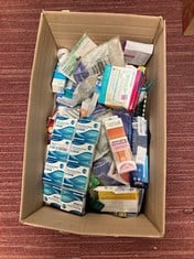 Lot 294  
            Edinburgh SR34RED - Delivery Only 

                
QUANTITY OF HEALTH & BEAUTY ITEMS TO INCLUDE TANGLE TEEZER MINI ULTIMATE DETANGLE...