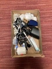 Lot 322  
            Edinburgh SR34RED - Delivery Only 

                
QUANTITY OF HEALTH & BEAUTY ITEMS TO INCLUDE PRESSED MINERAL 5-IN-1 FOUNDATION SP...