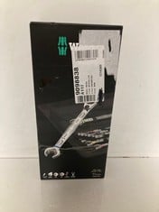 Lot 379  
            Edinburgh SR34RED - Delivery Only 

                
JOKER SWITCH RATCHETING COMBINATION SPANNER SET, 11 PIECE.: LOCATION - D RACK