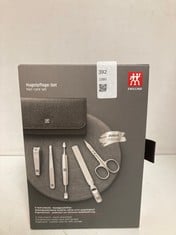 Lot 392  
            Edinburgh SR34RED - Delivery Only 

                
ZWILLING TRAVEL SIZE MANICURE SET 5 PIECES WITH NAIL CLIPPERS IN 100% LEATHER CAS...
