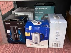 Lot 452  
            Edinburgh SR34RED - Delivery Only 

                
QUANTITY OF KITCHEN & APPLIANCES ITEMS TO INCLUDE RUSSELL HOBBS BRUSHED STAINLESS...