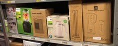 Lot 548  
            Edinburgh SR34RED - Delivery Only 

                
QUANTITY OF KITCHEN & APPLIANCES ITEMS TO INCLUDE PHILIPS ECO CONSCIOUS EDITION K...