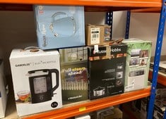 Lot 54  
            Edinburgh SR34RED - Delivery Only 

                
QUANTITY OF KITCHEN & APPLIANCES ITEMS TO INCLUDE PHILIPS 3000 SERIES HANDHELD ST...