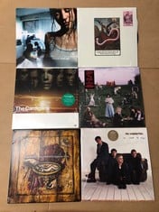 Lot 554  
            Edinburgh SR34RED - Delivery Only 

                
QUANTITY OF VINYL  ITEMS TO INCLUDE THE WORM: VINYL LP [VINYL]: LOCATION - G RACK