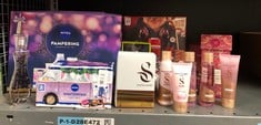 Lot 556  
            Edinburgh SR34RED - Delivery Only 

                
QUANTITY OF HEALTH & BEAUTY ITEMS TO INCLUDE LILY OF THE VALLEY BY SANGADO, PERFU...