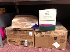 Lot 569  
            Edinburgh SR34RED - Delivery Only 

                
QUANTITY OF PET PRODUCTS ITEMS TO INCLUDE WINALOT MEATY CHUNKS MIXED IN JELLY WET...