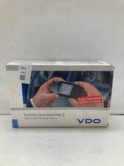 Lot 640  
            Edinburgh SR34RED - Delivery Only 

                
VDO DOWNLOADKEY PRO LIMITED EDITION.: LOCATION - I RACK