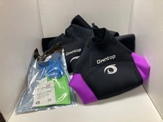 Lot 676  
            Edinburgh SR34RED - Delivery Only 

                
QUANTITY OF SPORTS & EXERCISE ITEMS TO INCLUDE FINIS SWIMMING FINS: LOCATION - J ...