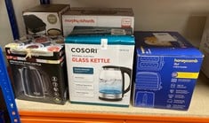 Lot 67  
            Edinburgh SR34RED - Delivery Only 

                
QUANTITY OF KITCHEN & APPLIANCES ITEMS TO INCLUDE RUSSELL HOBBS HONEYCOMB 2 SLICE...