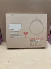 Lot 690  
            Edinburgh SR34RED - Delivery Only 

                
ASTLEY SILVER OVERTON ORNATE MIRROR 85.7 X 71 X 10.3 CM: LOCATION - CORNER RACK