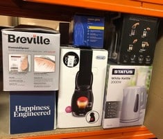 Lot 712  
            Edinburgh SR34RED - Delivery Only 

                
QUANTITY OF KITCHEN & APPLIANCES ITEMS TO INCLUDE RUSSELL HOBBS DUAL VOLTAGE STEA...