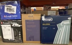 Lot 718  
            Edinburgh SR34RED - Delivery Only 

                
QUANTITY OF KITCHEN & APPLIANCES ITEMS TO INCLUDE DE'LONGHI BALLERINA ELECTRIC KE...