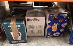 Lot 233  
            Edinburgh SR24 - Delivery Only 

                
QUANTITY OF KITCHEN & APPLIANCE ITEMS TO INCLUDE BREVILLE BOLD COLLECTION VANILLA...