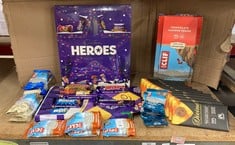 Lot 302  
            Edinburgh SR24 - Delivery Only 

                
QUANTITY OF FOOD & DRINK ITEMS TO INCLUDE WHITE CHOCOLATE MACADAMIA ENERGY BAR - ...