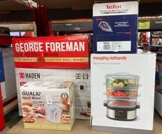 Lot 407  
            Edinburgh SR24 - Delivery Only 

                
QUANTITY OF KITCHEN & APPLIANCES ITEMS TO INCLUDE TEFAL ULTRAGLIDE STEAM IRON, 21...