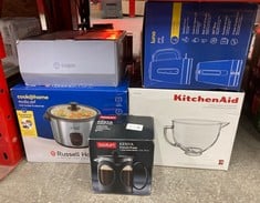 Lot 413  
            Edinburgh SR24 - Delivery Only 

                
QUANTITY OF KITCHEN & APPLIANCES ITEMS TO INCLUDE BODUM KENYA FRENCH PRESS - 500M...