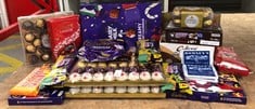 Lot 494  
            Edinburgh SR24 - Delivery Only 

                
QUANTITY OF FOOD & DRINK ITEMS TO INCLUDE CADBURY DAIRY MILK FREDDO CARAMEL CHOCO...
